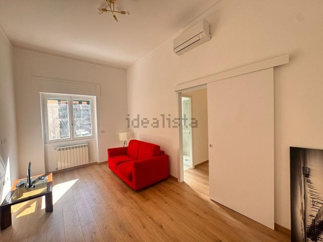 Appartamento in affitto di 60 m² in Via Raffaele Pratolongo, 11