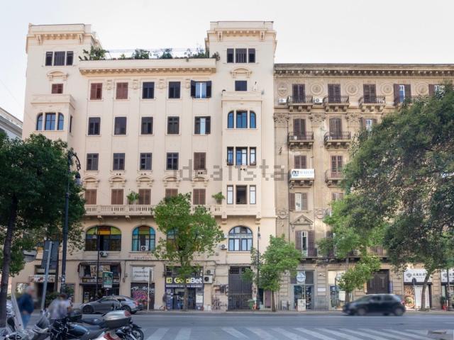 Appartamento in affitto di 60 m² in Via Roma, 188