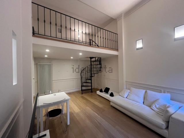 Appartamento in affitto di 60 m² in Via Sant&apos Isaia