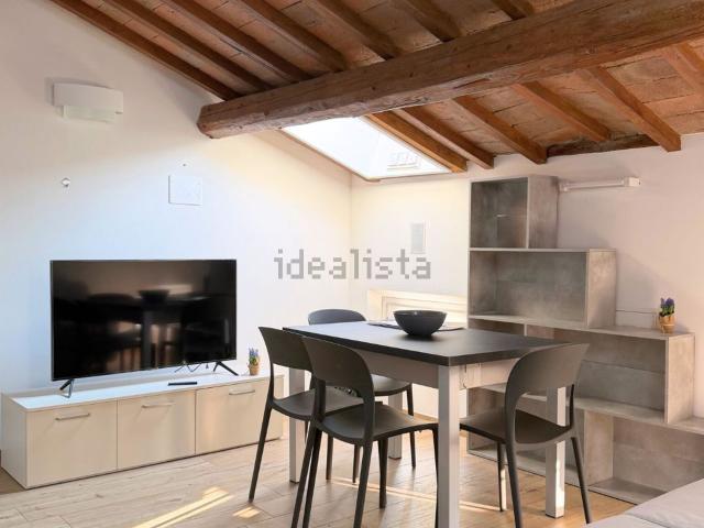 Appartamento in affitto di 60 m² in Via Silvio Pellico