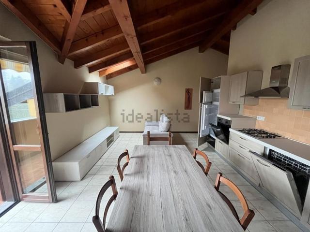 Appartamento in affitto di 60 m² in Via Silvio Pellico