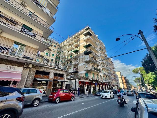 Appartamento in affitto di 60 m² in Viale Colli Aminei, 68