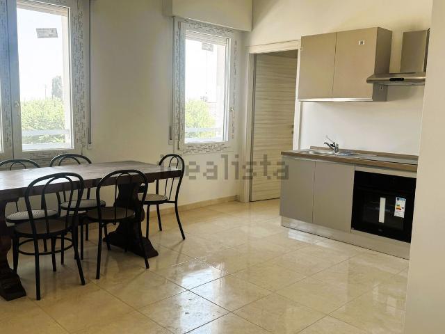Appartamento in affitto di 60 m² in Viale Don Minzoni, 45