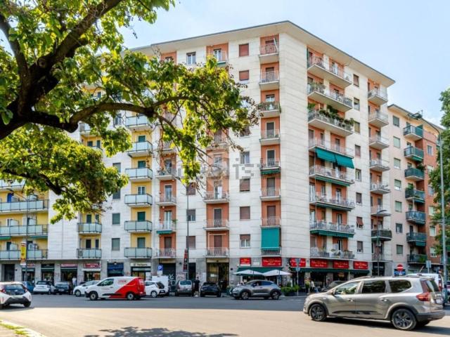 Appartamento in affitto di 61 m² in Piazzale Siena, 2