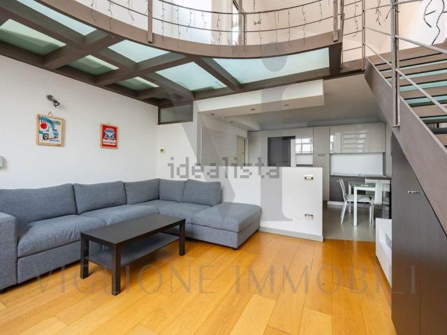 Appartamento in affitto di 61 m² in Via Comelico, 11