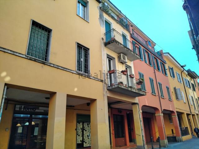 Appartamento in affitto di 61 m² in Via del Borgo di San Pietro, 25