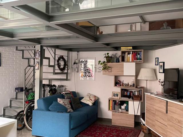 Appartamento in affitto di 61 m² in Via Luigi Federico Menabrea, 12
