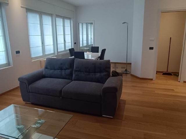 Appartamento in affitto di 62 m² in Via Martiri della Libertà