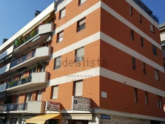 Appartamento in affitto di 62 m² in Via Muzio Pansa, 12