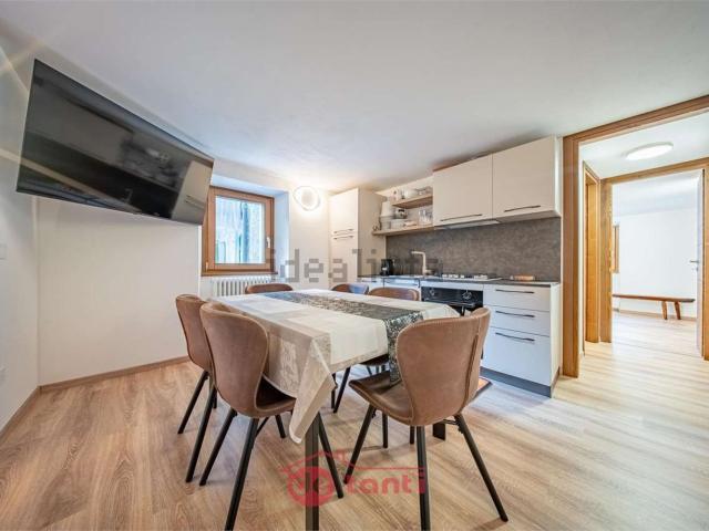 Appartamento in affitto di 67 m² in Via Corti, 54