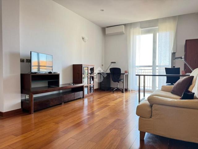 Appartamento in affitto di 67 m² in Via Negroli, 24