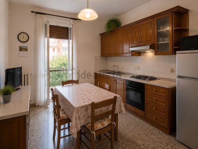 Appartamento in affitto di 67 m² in Via Parisio