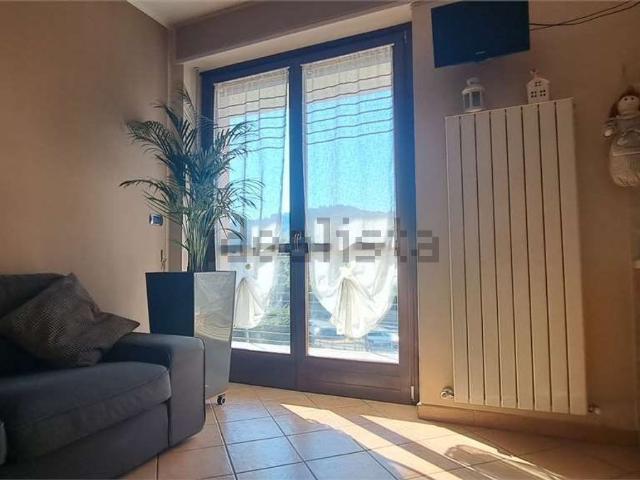 Appartamento in affitto di 64 m² in Via XXV Aprile, 13