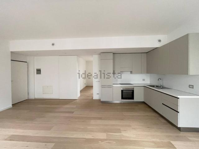 Appartamento in affitto di 64 m² in Via Andrea Solari, 6