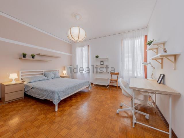 Appartamento in affitto di 64 m² in Via dei Tadi, 1