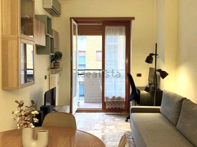 Appartamento in affitto di 64 m² in Via Giovanni da Procida, 5
