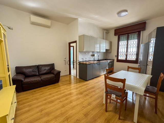 Appartamento in affitto di 64 m² in Via Paganino Bonafede, 13