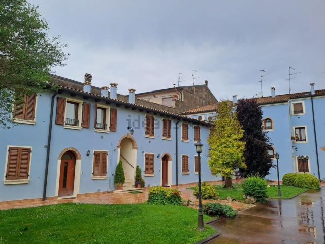 Appartamento in affitto di 64 m² in Via Roma
