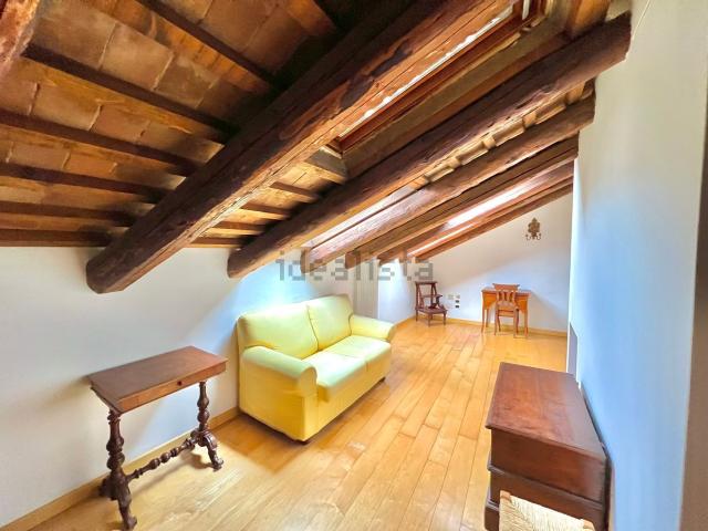 Appartamento in affitto di 65 m² in Piazza San Leonardo, 21