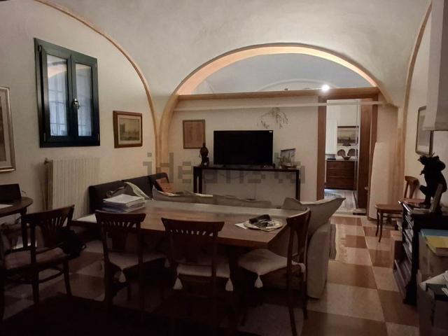 Appartamento in affitto di 65 m² in Strada maggiore, 50