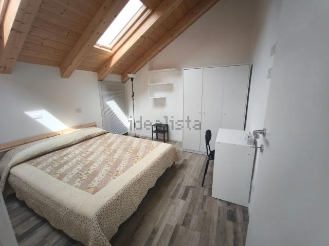 Appartamento in affitto di 65 m² in Via Teodosio, 54