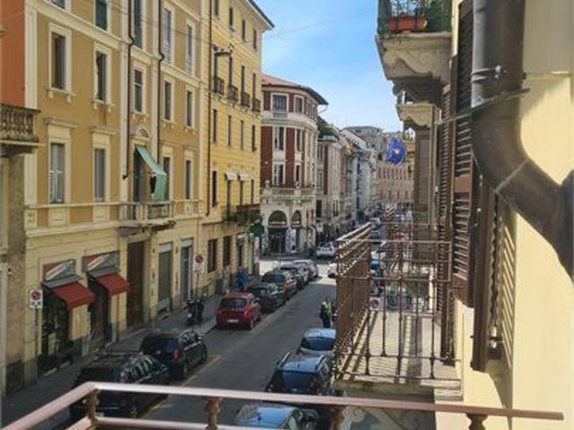 Appartamento in affitto di 65 m² in Via Amatore Sciesa, 14