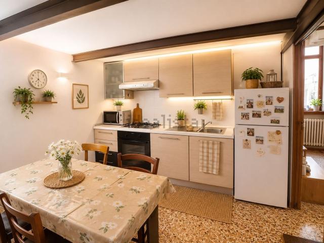 Appartamento in affitto di 65 m² in Via de&apos  Gombruti