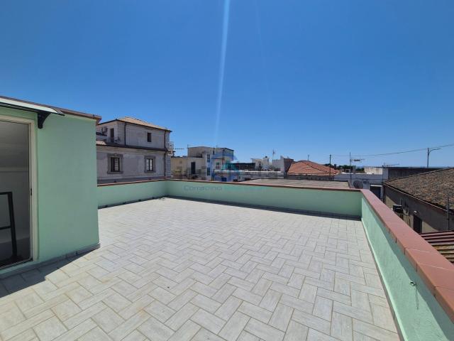 Appartamento in affitto di 65 m² in Via del Commercio