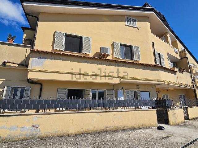 Appartamento in affitto di 65 m² in Via della Tota, 175