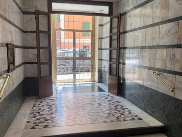 Appartamento in affitto di 65 m² in Via di San Ippolito, 26
