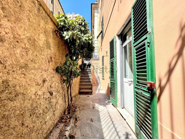 Appartamento in affitto di 65 m² in Via Felice Romani, 15