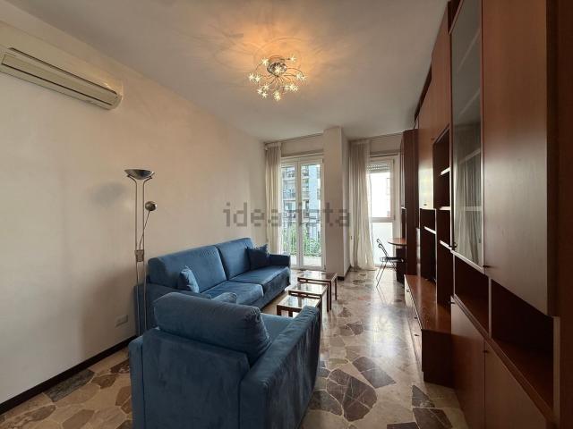 Appartamento in affitto di 65 m² in Via Giuseppe Candiani, 10