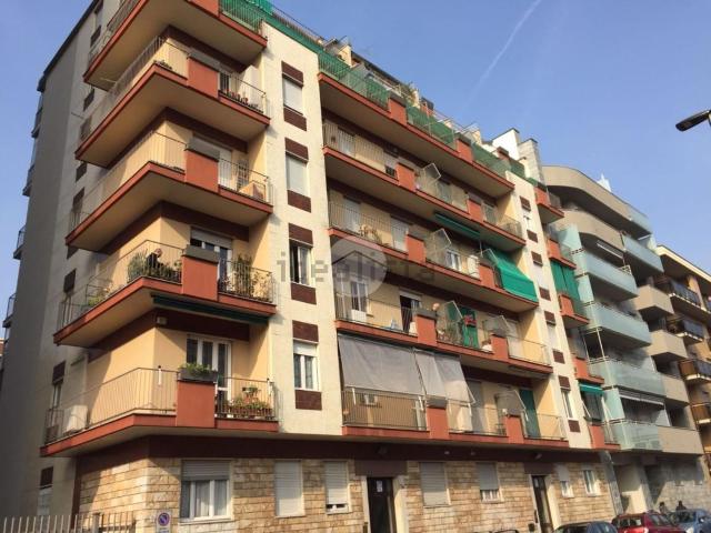 Appartamento in affitto di 65 m² in Via Issiglio, 72