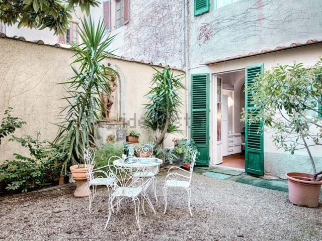 Appartamento in affitto di 65 m² in Via Laura, 66