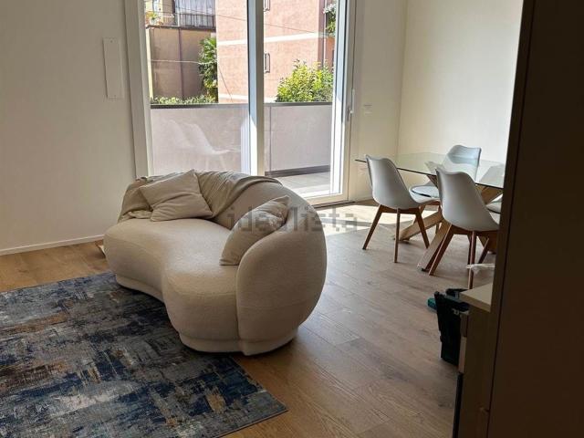 Appartamento in affitto di 65 m² in Via Mezzabati
