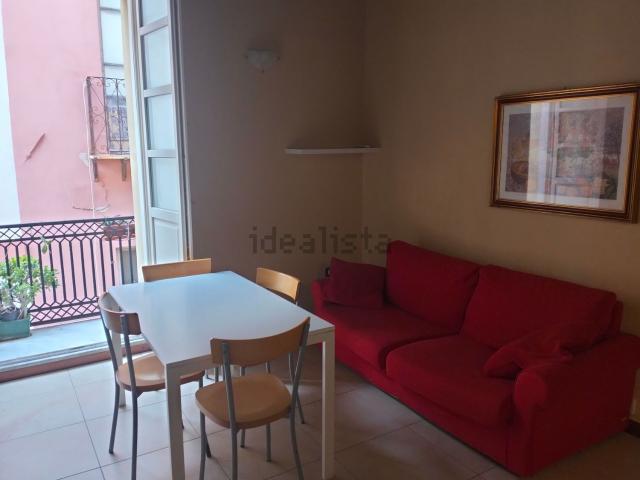 Appartamento in affitto di 65 m² in Via Nicolò Canelles, 77