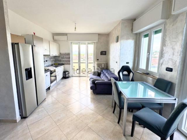 Appartamento in affitto di 65 m² in Via Novara, 31