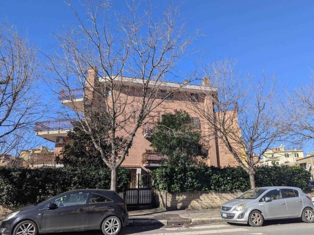 Appartamento in affitto di 65 m² in Via Pietro Gasparri, 57