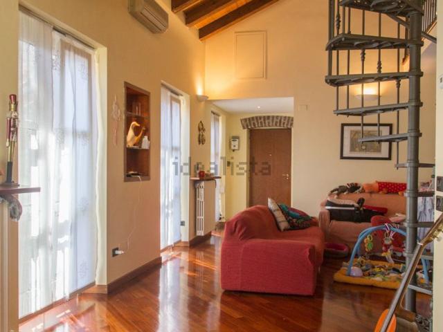Appartamento in affitto di 65 m² in Via Piero della Francesca, 10