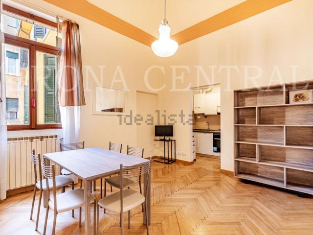 Appartamento in affitto di 65 m² in Via Rocche
