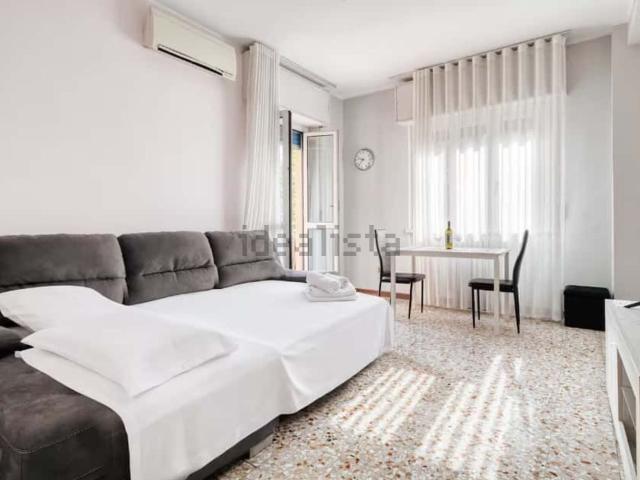 Appartamento in affitto di 65 m² in Via San Giovanna D&apos Arco, 111