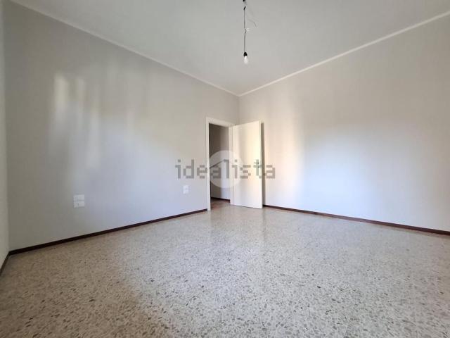 Appartamento in affitto di 65 m² in Via San Francesco D&apos Assisi, 1111