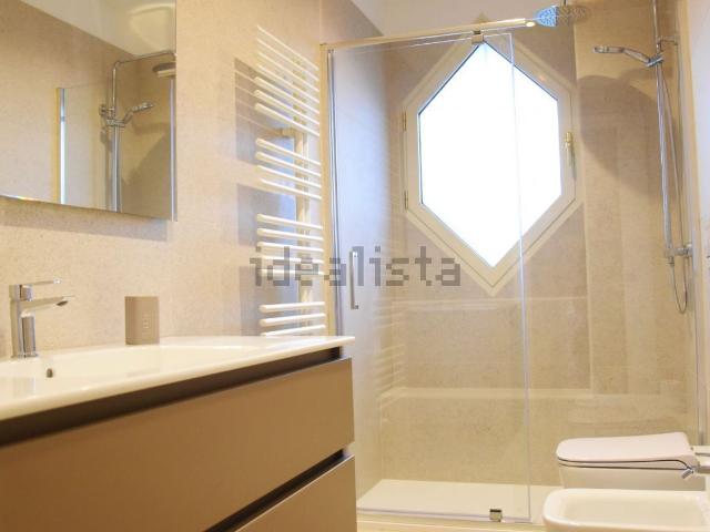 Appartamento in affitto di 65 m² in Viale Fratelli Casiraghi, 491