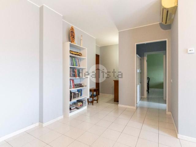 Appartamento in affitto di 66 m² in Via Vittorio de Sica