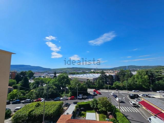 Appartamento in affitto di 66 m² in Via Bernardo Benussi, 9