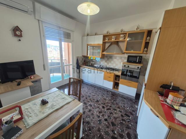 Appartamento in affitto di 66 m² in Via Davide Menini, 129