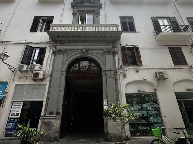Appartamento in affitto di 66 m² in Via Maqueda, 331
