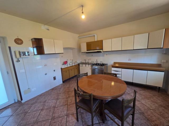 Appartamento in affitto di 66 m² in Via Solferino