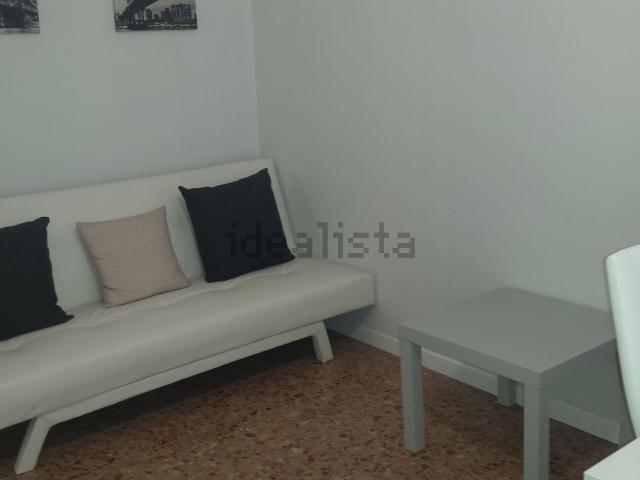 Appartamento in affitto di 68 m² in Via Vespri Siciliani, 52