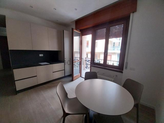 Appartamento in affitto di 68 m² in Via Antonio Locatelli, 37